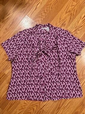 Liz Baker Raspberry and Black Polka Dot V-Neck Tie Front Blouse size 18w